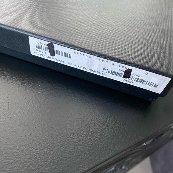 Saint Laurent NIB Medium Uptown Pebbled Leather pouch - Picture 13 of 14